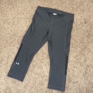 Under Armor workout capris